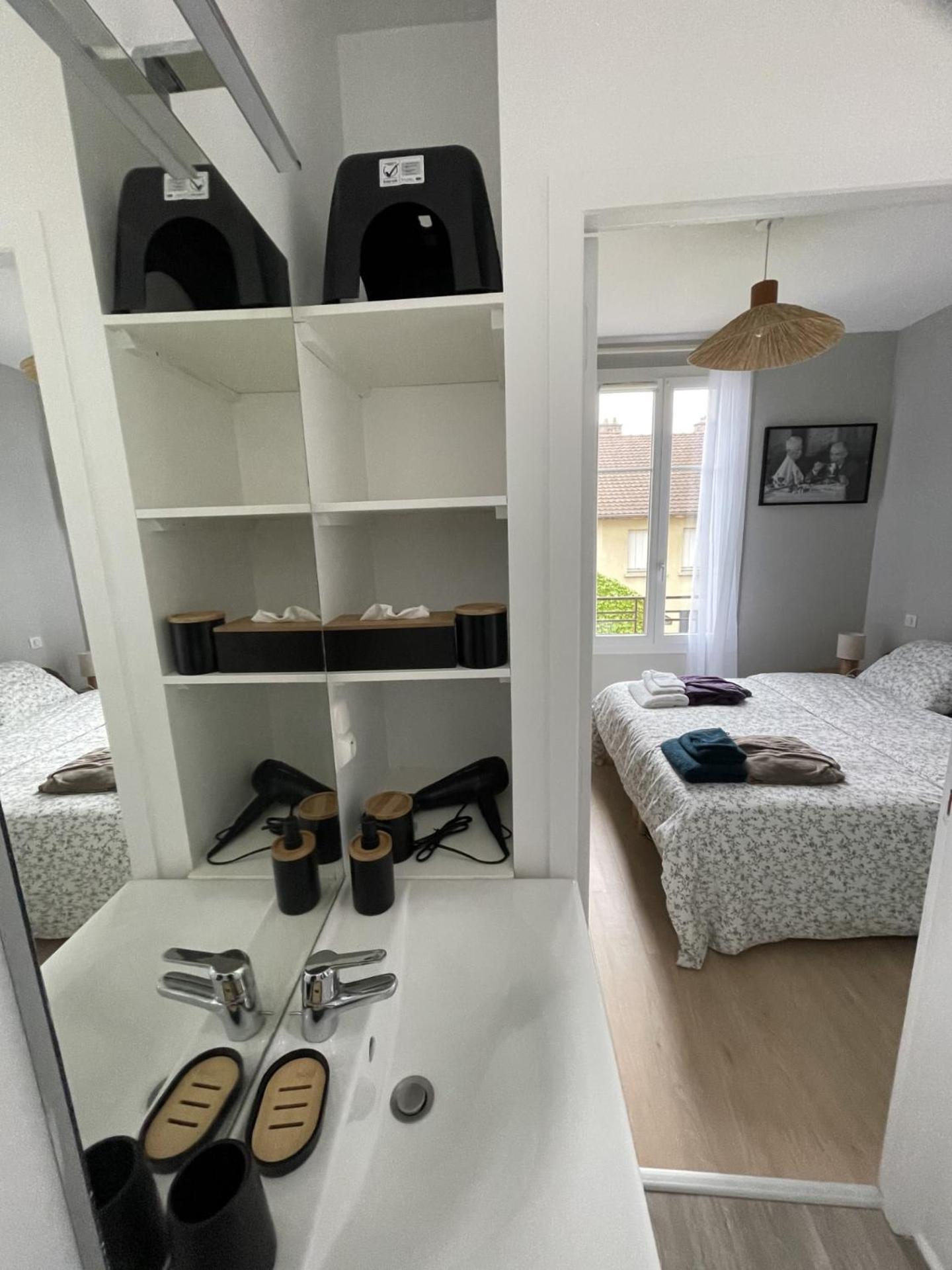 Apartamento Le Treize Au Coeur Du Bouchon Troyes Exterior foto