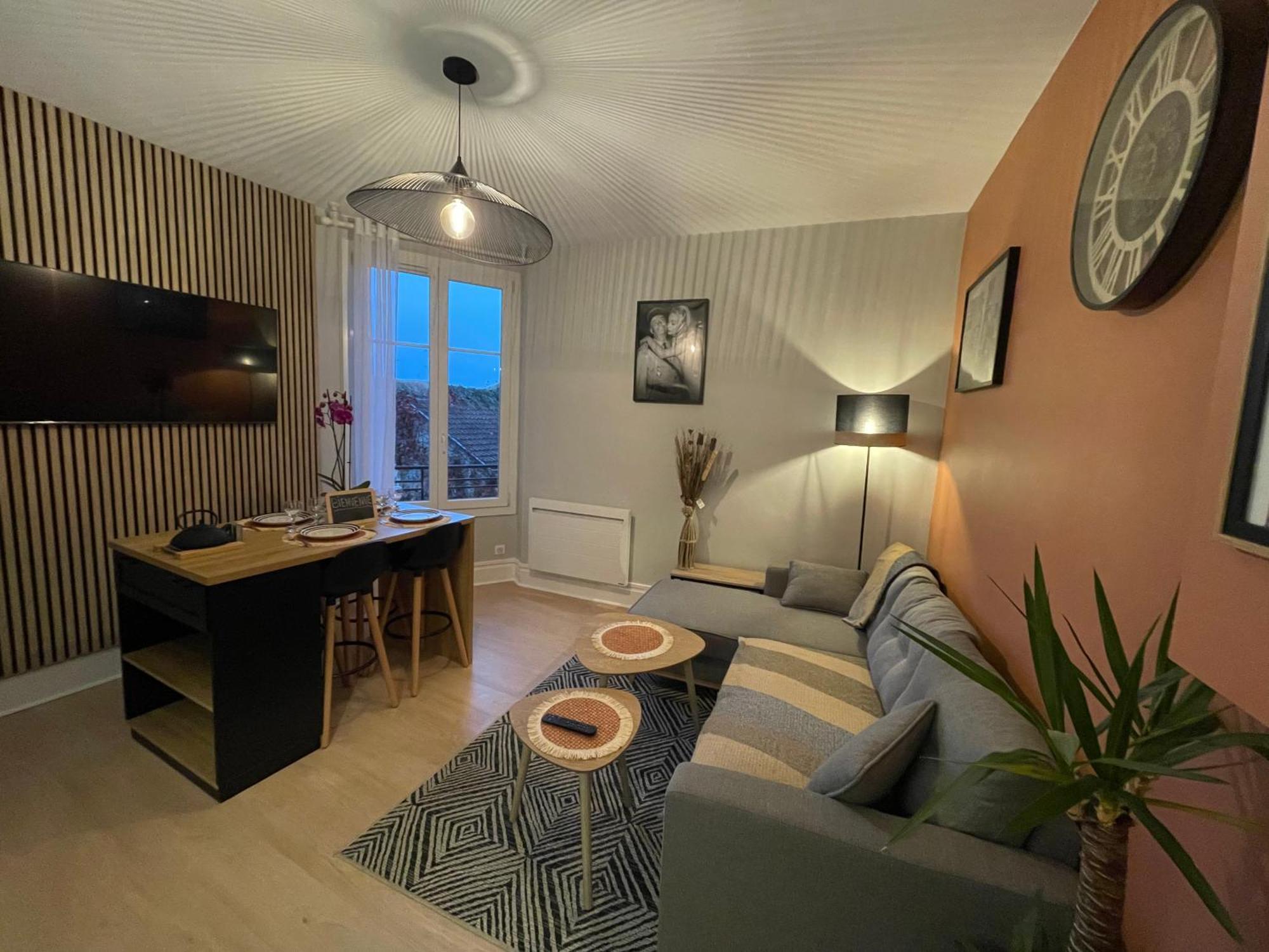 Apartamento Le Treize Au Coeur Du Bouchon Troyes Exterior foto